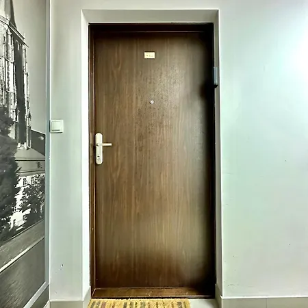 Apartment Podwale 2 - Self Check-in 20h ~parking & Lift