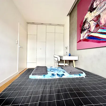 Apartment Podwale 2 - Self Check-in 20h ~parking & Lift Wroclaw